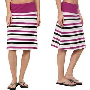 💜 LOLË LUNNER SKIRT